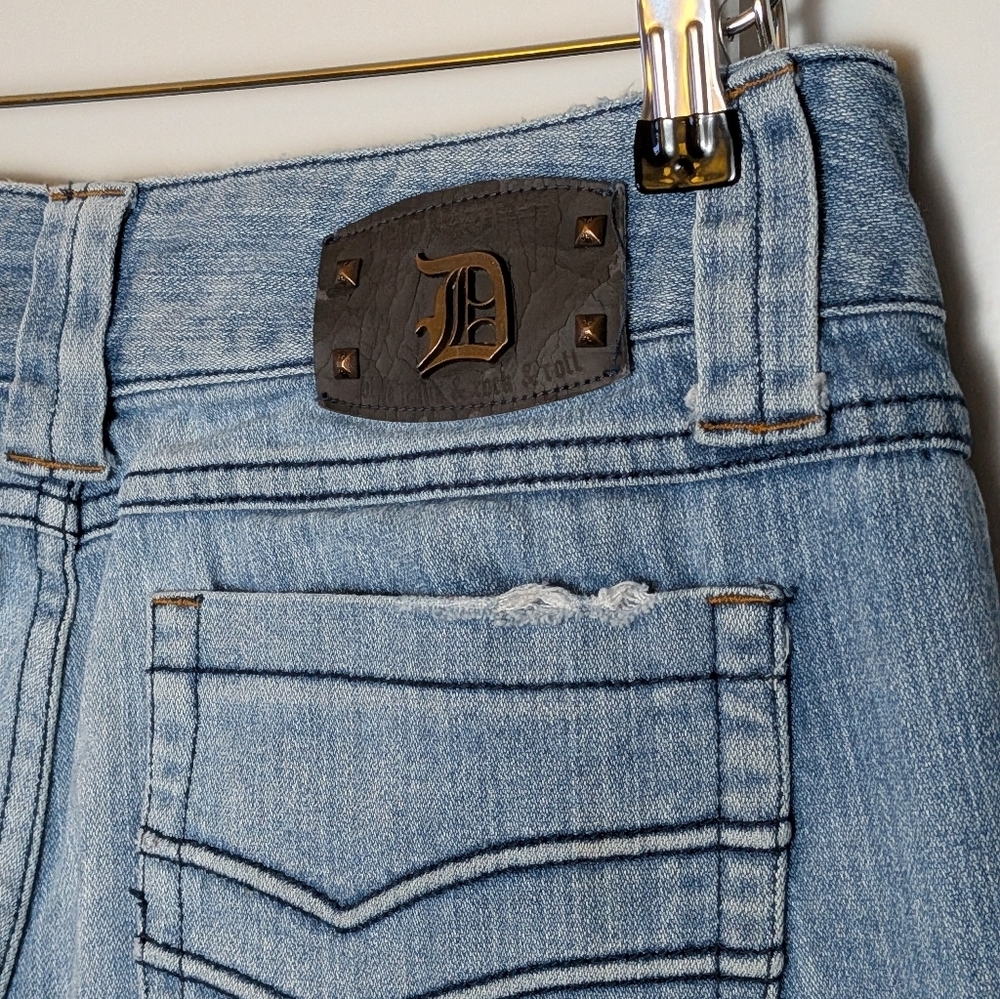 Dollhouse Jeans Women’s Size 9 Distressed Light Wash Flare Denim Vintage Y2K - Picture 11 of 16
